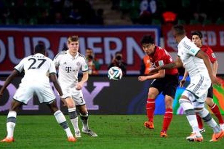 Pertandingan semifinal Piala Dunia Antarklub antara Guangzhou Evergrande melawan Bayern Muenchen di Stade d'Agadir, Maroko, Selasa (17/12/2013).   
