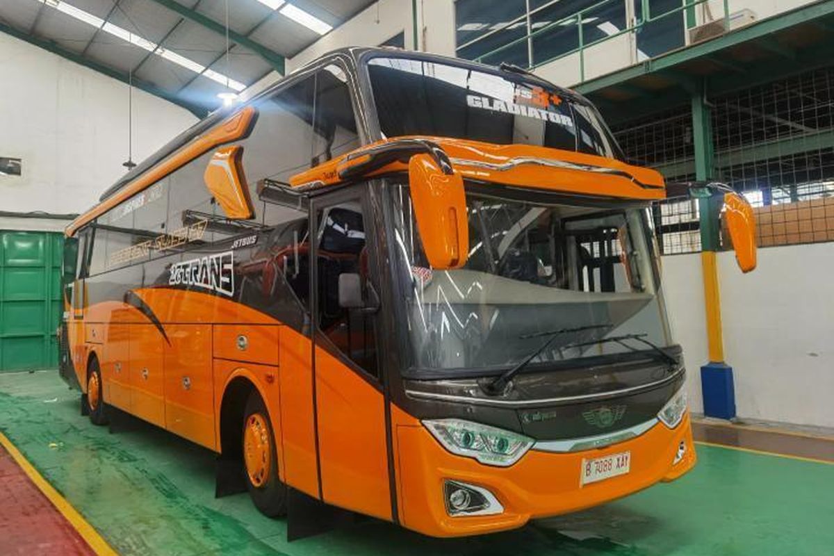 Bus AKAP baru PO 27 Trns