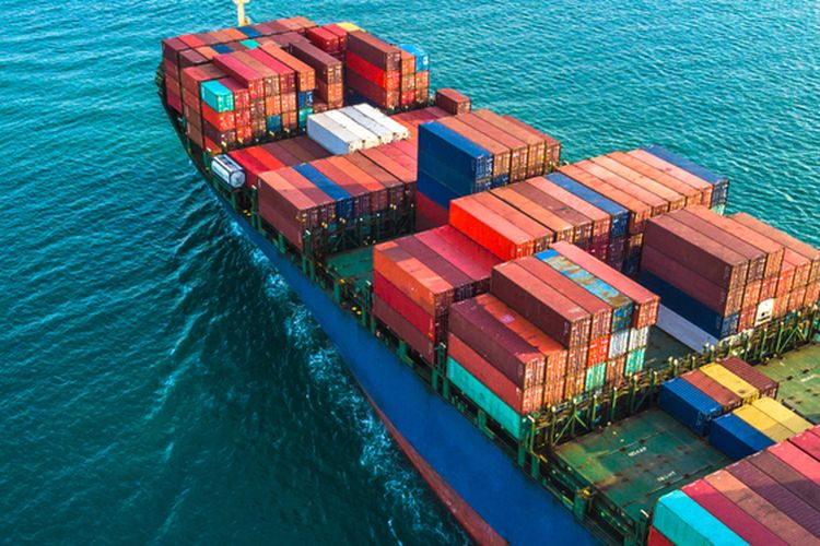 Ilustrasi ekspor Indonesia, kegiatan ekspor impor.