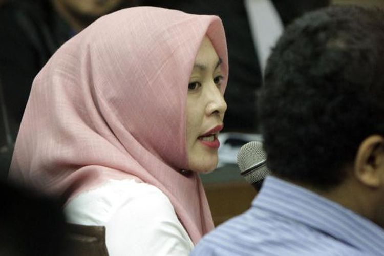 Angelina Sondakh memberikan kesaksian pada sidang di Pengadilan Tipikor, Jakarta Pusat, dengan terdakwa Muhammad Nazaruddin, Rabu (6/1/2016).