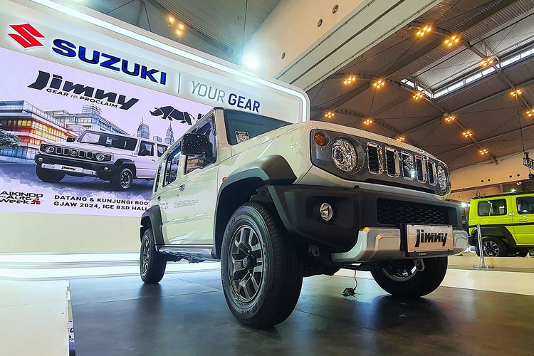 Suzuki Jimny White Rhino Edition