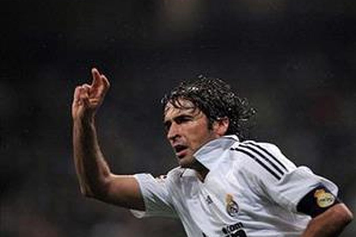 Raul Gonzalez, bintang utama Real Madrid.
