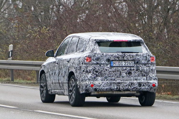 Spyshot BMW X1 generasi terbaru.