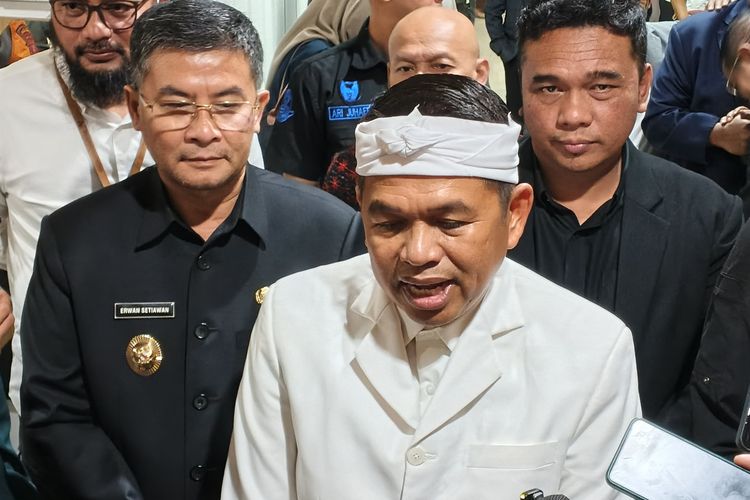 Dedi Mulyadi Sebut Penerimaan PKB Jabar Tetap Naik di Tengah Tren Mobil Listrik