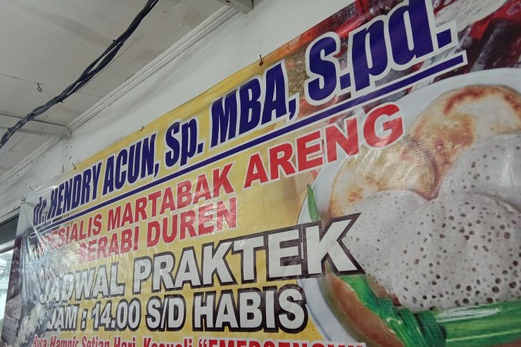 Martabak arang khas Bangka, Sungailiat, Kabupaten Bangka, Jumat (6/3/2020).