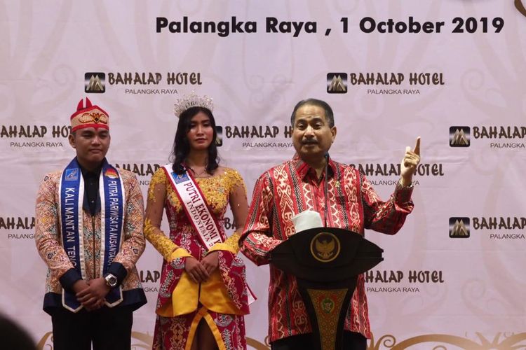 Menteri Pariwisata Arief Yahya saat meresmikan operasional Hotel M Bahalap di Palangkaraya, Kalimantan Tengah, Selasa (1/10/2019).