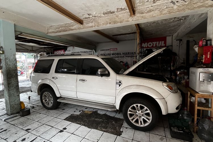 Apa Dampaknya Mobil Diesel Lama Minum Solar B50?