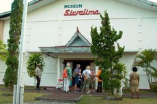 Museum Siwalima: Koleksi, Harga Tiket, Jam Buka, dan Rute