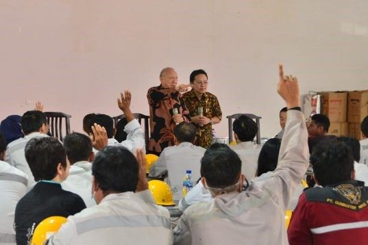 Ciptakan Lingkungan Kerja Harmonis, PT Gunbuster Nickel Industry Gelar Seminar Pertukaran Budaya Indonesia-Tiongkok