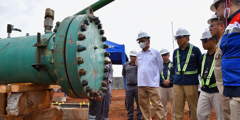 Pipa distribusi PGN akan memenuhi kebutuhan gas bumi Jawa Tengah khususnya Kawasan Industri Terpadu Batang (KIT Batang). Pipa distribusi sepanjang 4 km ini ditargetkan rampung seiring rampungnya proyek Cisem 1 pada Agustus 2023. 