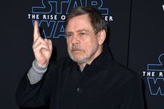 Pakai Judul Star Wars, Mark Hamill Rayakan Kemenangan Joe Biden