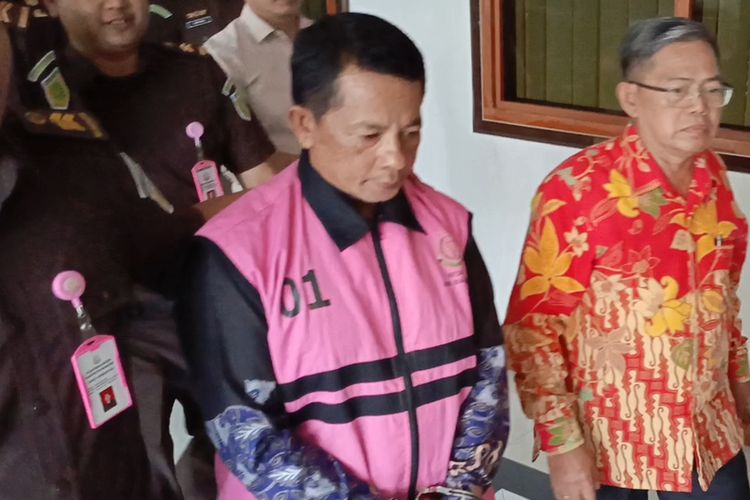 ASN Bandung Barat Tersangka Korupsi Hibah Rp 1,5 Miliar Diberhentikan, Pemkab Setop Gaji