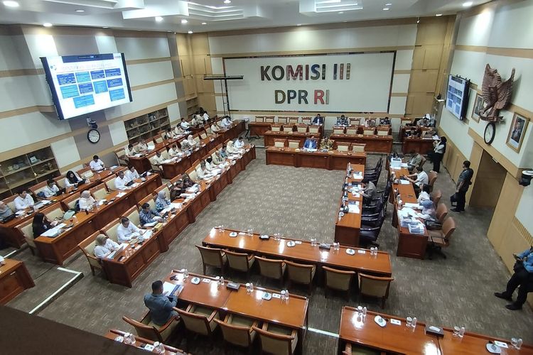 Komisi III Lanjutkan Pembahasan RUU KUHAP pada Masa Sidang Mendatang