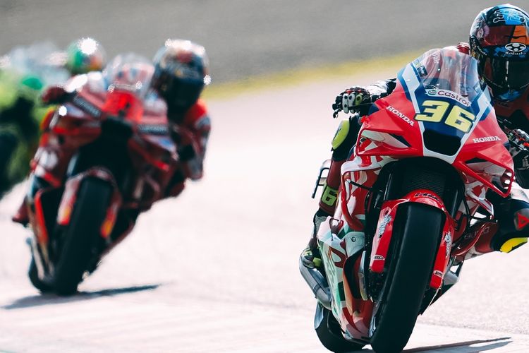 Joan Mir saat berlaga pada MotoGP Jepang 2025