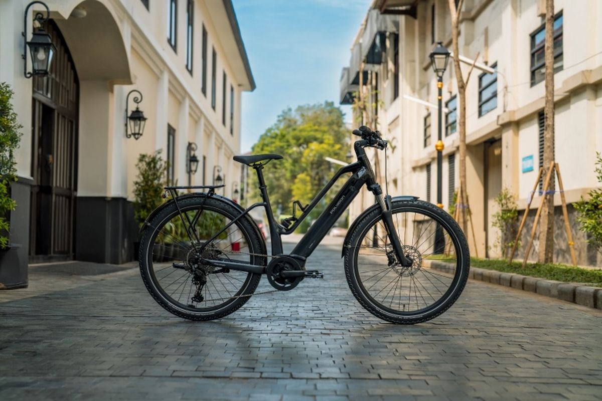 Polygon Bikes menghadirkan inovasi dengan meluncurkan dua model e-bike terbaru, yaitu Kalosi Miles dan Kalosi Lanes Prime. 