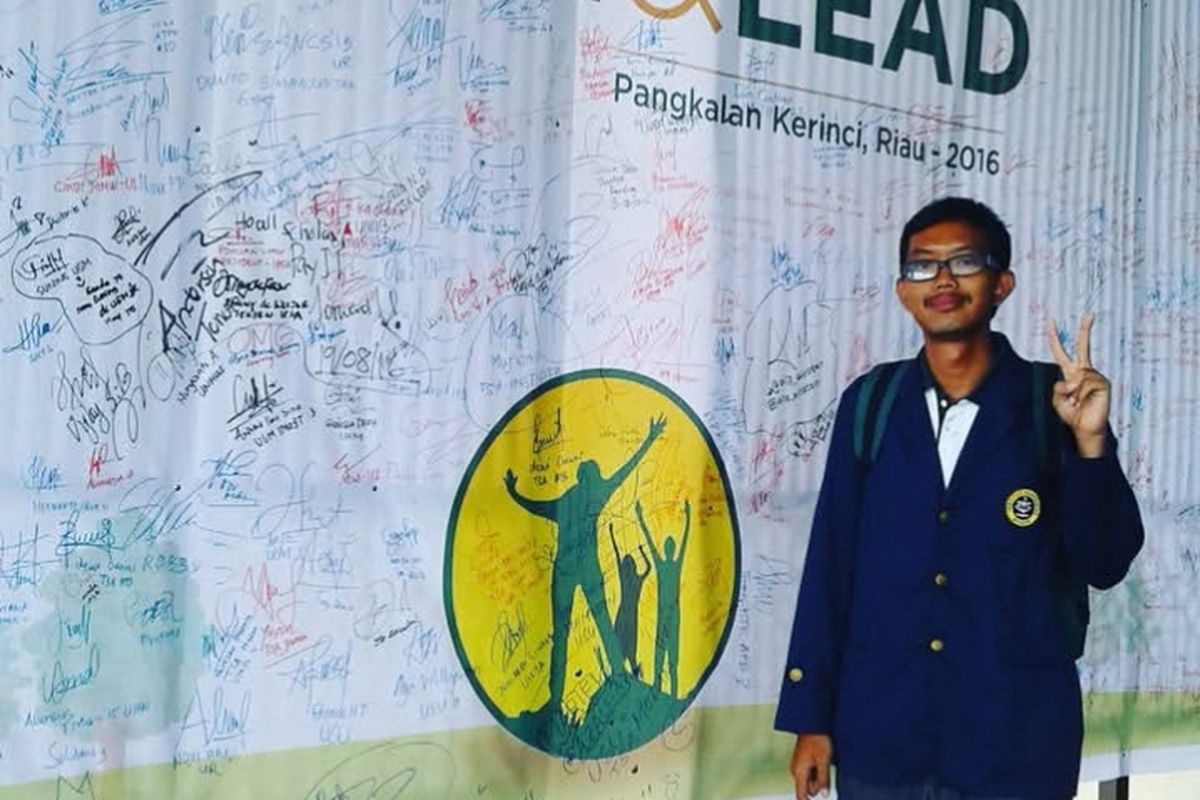 Syah Deva Ammurabi mengikuti Tanoto Scholar Gathering ke kantor APRIL Group di Riau pada 2016 lalu.
