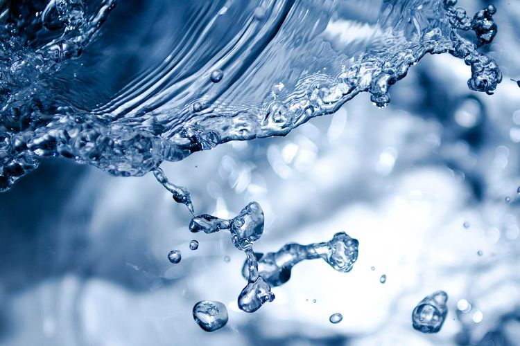 Bisa Patahkan Besi, Air merupakan Obyek Paling Tajam di Dunia