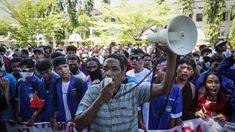 DPR Timor Leste Batal Beli Mobil Mewah Usai Didemo Mahasiswa