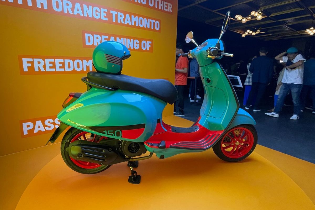 Vespa Primavera Color Vibe