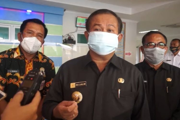 Pembangunan gedung baru RSUD dr. M. Thomsen Nias menelan biaya sebesar Rp113 miliar lebih, diharapkan dapat berdampak positif dengan penambahan fasilitas yakni ruang perawatan kelas III kapasitas tempat tidur bertambah 78, kelas II bertamah 72 tempat tidur, kelas I bertambah 2 tempat tidur.