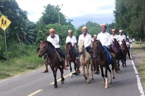 Parade Berkuda di NTT, Penyambutan Unik untuk Jemput Tamu Penting