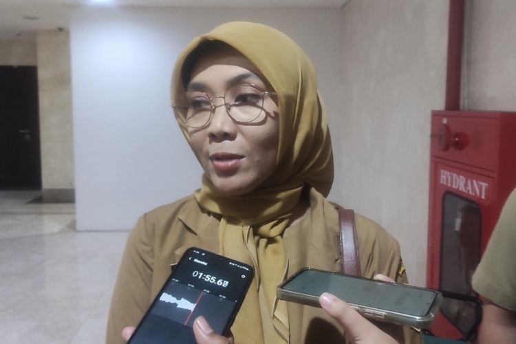 Kepala Dinas Kesehatan DKI Jakarta Ani Ruspitawati di Gedung DPRD DKI Jakarta, Senin (4/12/2023). 