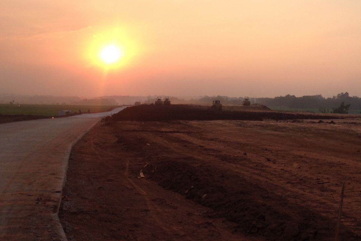 Ruas Tol Batang-Semarang di exit toll Gringsing, Senin (24/5/2017).