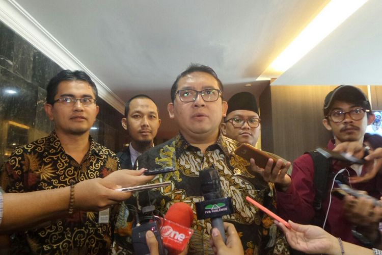 Wakil Ketua DPR RI Fadli Zon di Kompleks Parlemen, Senayan, Jakarta, Kamis (2/11/2017).