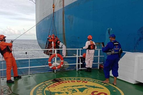 Cedera Saat di Perairan Berau, ABK Asal China Dievakuasi Tim SAR ke Balikpapan