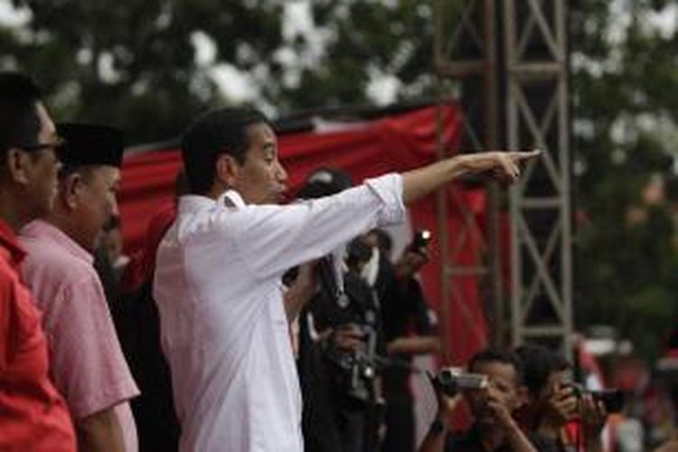 Bakal calon presiden dari Partai Demokrasi Indonesia Perjuangan yang juga Gubernur DKI Jakarta, Joko Widodo (Jokowi)