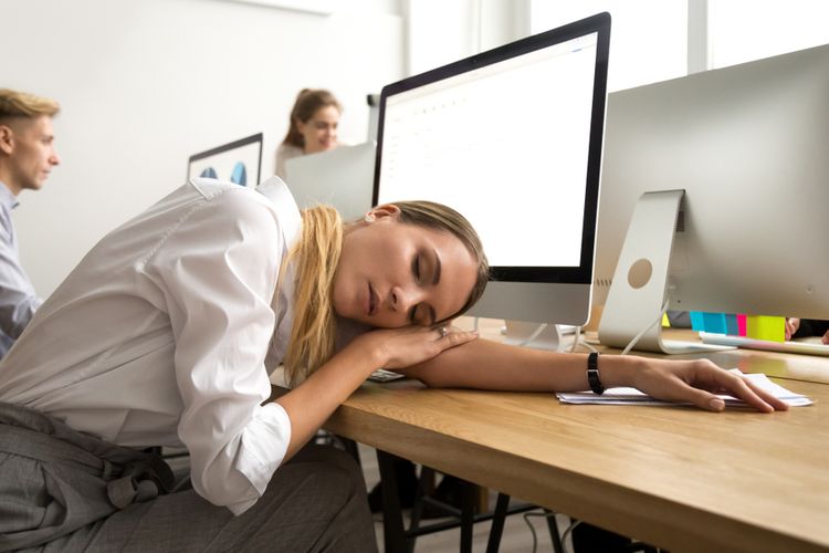 Tak hanya kurang tidur, kondisi medis tertentu bisa jadi penyebab sering mengantuk di siang hari.