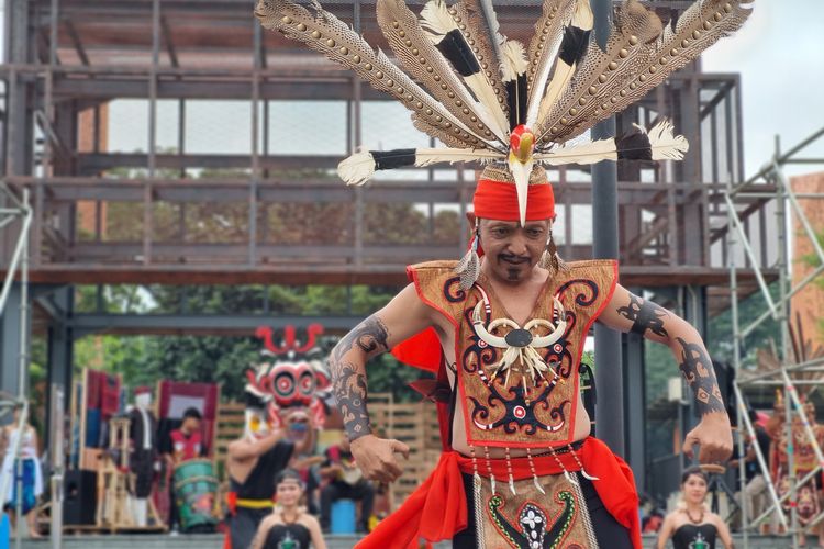 Tari Babukung, tradisi saat acara kematian di Lamandau.