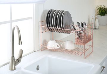 4 Pentingnya Menggunakan Rak Pengering Piring di Dapur