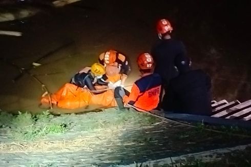 Mayat Pria Tanpa Identitas Ditemukan Mengapung di Sungai Bondoyudo Lumajang