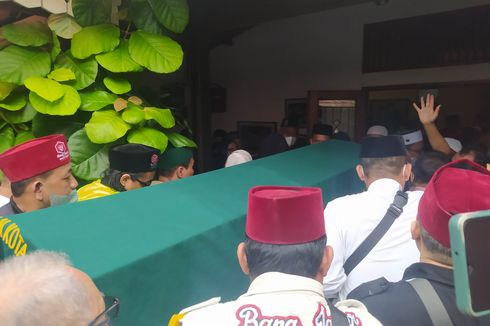 Jenazah Fahmi Idris Tiba di Rumah Duka, Disambut Isak Tangis, Dilayat Mendag hingga Kepala BNPT