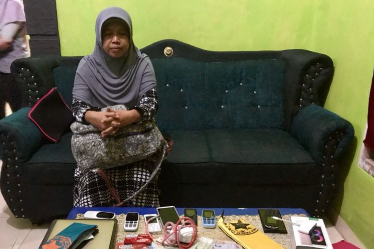 Rita bos Hasanah Tour Sriwijaya ditangkap  di tempat persembunyiannya di Kelurahan Cipasung, Kecamatan Darma, Kabupaten Kuningan, Jawa Barat, oleh Ditreskrimsus Polda Sumsel.