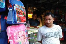 Pedagang Pasar Pusong Raup Untung di Tahun Ajaran Baru