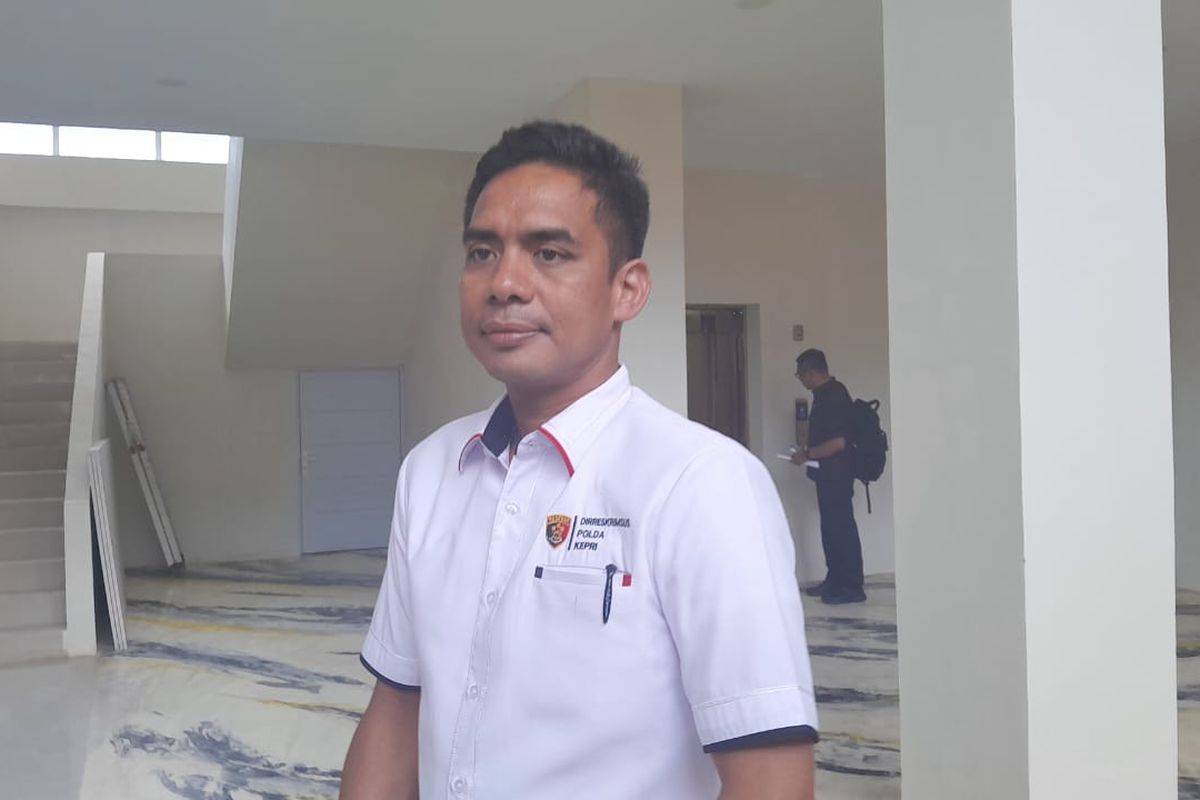 Pakai BMW X5, Eks Kepala BP Batam Diperiksa Dugaan Korupsi Pelabuhan