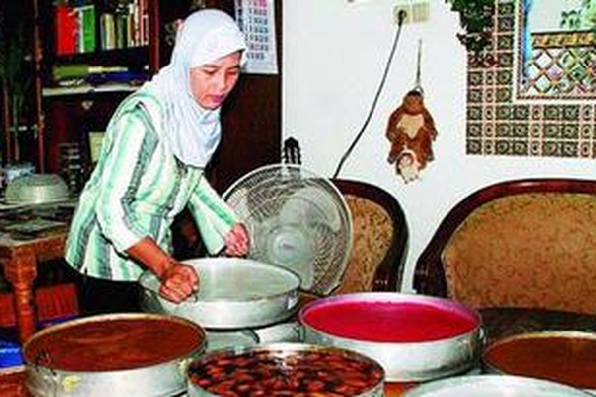 Wadai atau kue tradisional Banjar, tak terpisahkan dalam kehidupan masyarakat Banjarmasin.