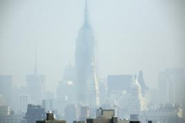 Polusi udara yang memenuhi New York City, Amerika Serikat.