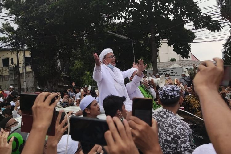 Islamic Defenders Fron [FPI] Habib Rizieq Shihab speaks to his followers after coming home from exile in Saudi Arabia [10/11/2020]