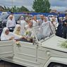 Naik Mobil Volkswagen Putih, Megawati Datang ke Lokasi Akad Nikah Didampingi Ibunda