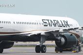 Starlux Airlines Buka Rute Taipei-Jakarta, Sandiaga: Minat Penerbangan Mewah Cukup Tinggi