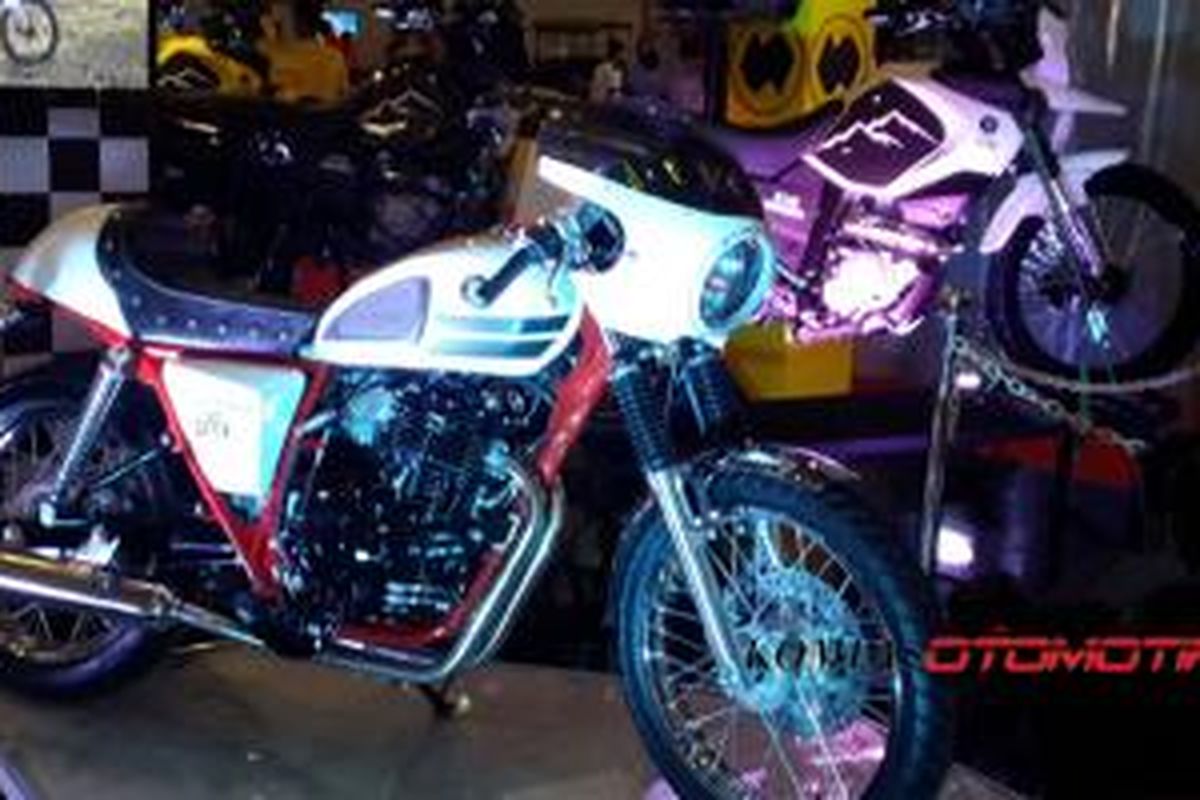 SOIB Motors, merek sepeda motor lokal, siap mengenalkan tipe 125 cc dan 250 cc.