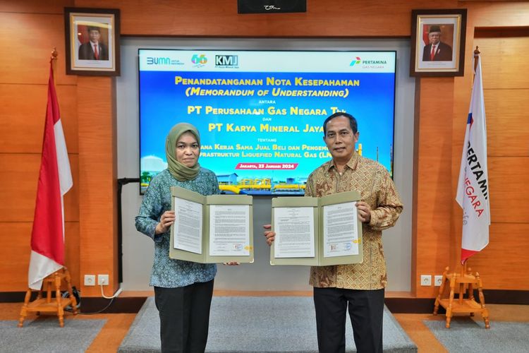 PT Perusahaan Gas Negara Tbk (PGN) dan PT Karya Mineral Jaya (KMJ) menandatangani komitmen nota kesepahaman atau memo of understanding (MoU) pasokan liquefied natural gas (LNG) dari dalam negeri.