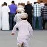 Cara Mengajarkan Anak Shalat Tanpa Membuatnya Tertekan