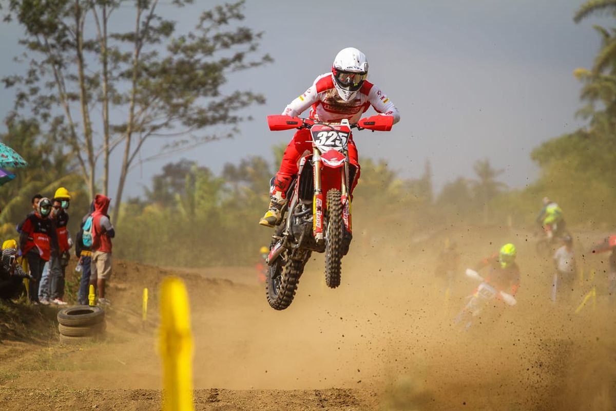 Muhammad Delvintor Alfarizi akan bertanding di ajang balap motocross tingkat dunia paling bergengsi MXGP.