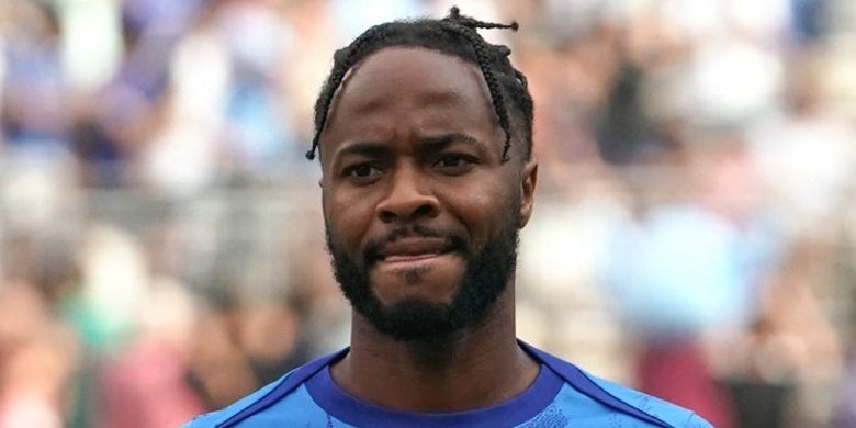 Kubu Raheem Sterling meminta kejelasan soal masa depan dan peran sang penyerang setelah sang pemain tak masuk ke skuad laga Chelsea dalam laga menghadapi Manchester City pada Minggu (18/8/2024).