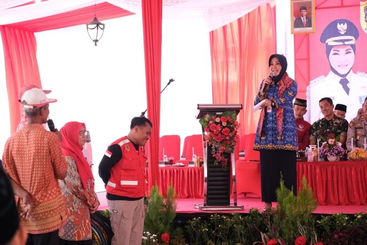 Bupati Klaten Sri Mulyani melaksanakan kegiatan Sambang Warga di Desa Karangjoho, Kecamatan Karangdowo, Kabupaten Klaten, Jawa Tengah, Jumat (17/11/2023). 