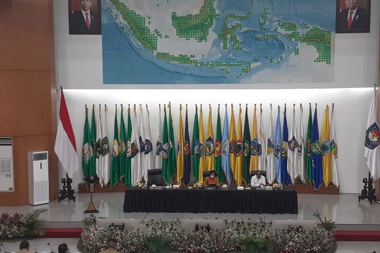 Menteri Keuangan Sri Mulyani Indrawati dalam arahan kepada Gubernur, Bupati, dan Walikota di Kemendagri, Jakarta, Kamis (16/6/2022).